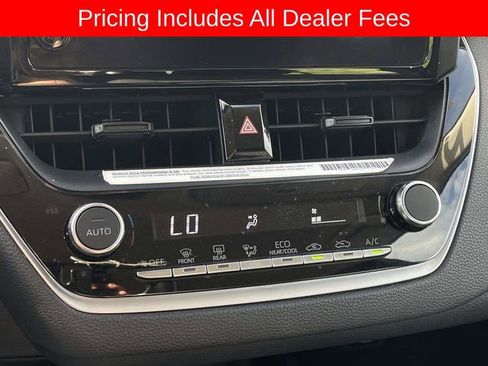 Used 2024 Toyota Corolla LE FWD image 29