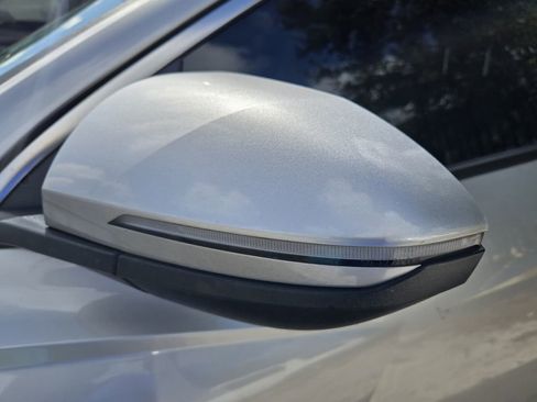 Used 2023 Hyundai Tucson SEL FWD image 9