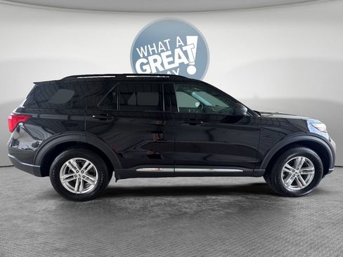 Certified 2023 Ford Explorer XLT AWD/4WD image 2