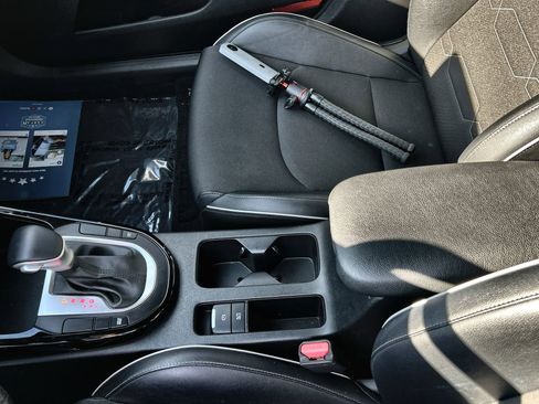 Used 2023 Kia Forte GT-Line w/ GT-Line Technology Package image 22