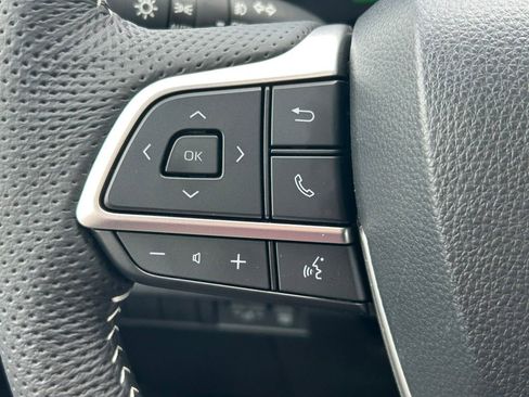 Certified 2026 Toyota Sienna XSE image 42