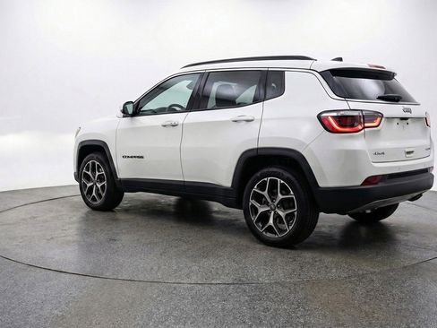Used 2025 Jeep Compass Limited AWD/4WD image 6