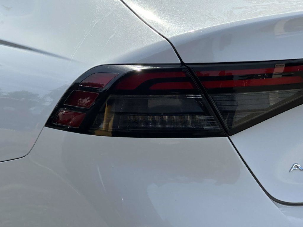 Used 2023 Honda Accord EX image 8