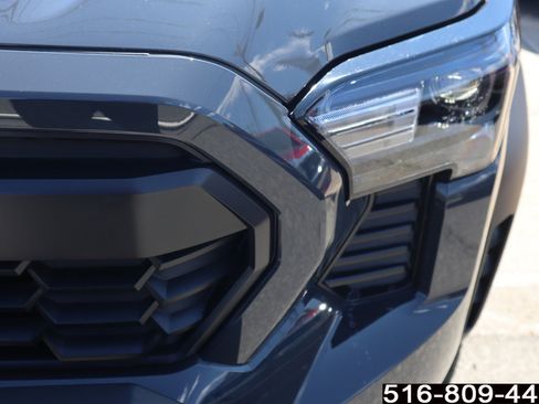 Used 2026 Toyota Tacoma TRD Off-Road image 12