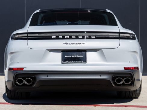 New 2026 Porsche Panamera 4 image 10