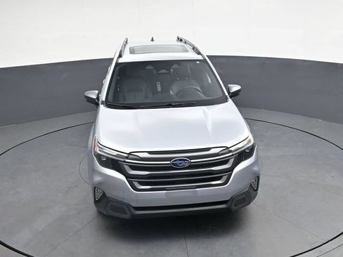 Used 2025 Subaru Forester Limited AWD/4WD image 29