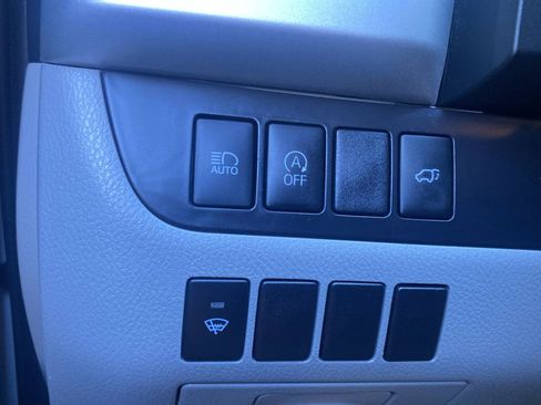 Used 2019 Toyota Highlander XLE AWD/4WD image 22