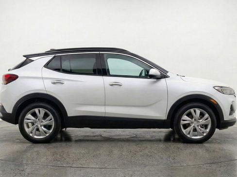 Used 2025 Buick Encore GX Preferred image 11