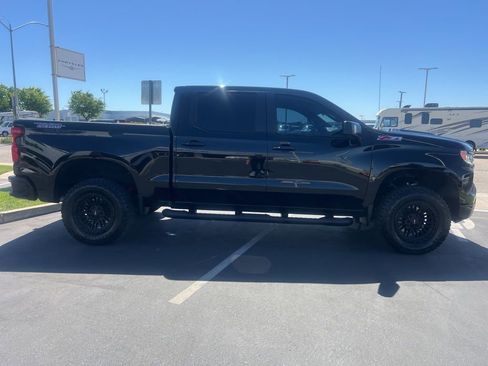 Used 2023 Chevrolet Silverado 1500 LT Trail Boss w/ LT Trail Boss Premium Package image 11