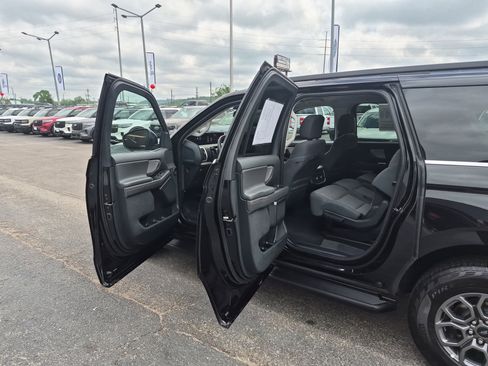 Certified 2025 Ford Expedition Max Active AWD/4WD image 14