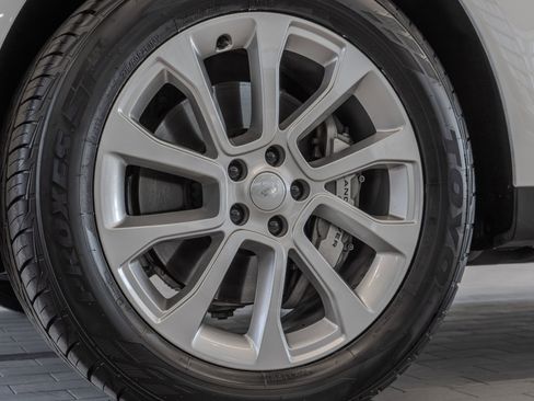 Used 2025 Land Rover Range Rover Sport SE image 30