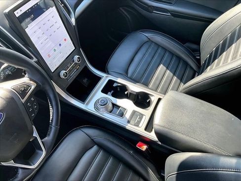 Used 2023 Ford Edge SEL w/ Convenience Package image 15