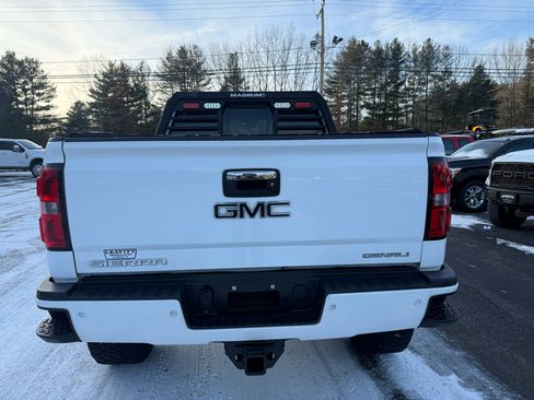 Used 2015 GMC Sierra 2500 Denali image 11