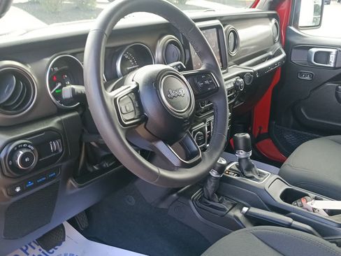 Used 2023 Jeep Wrangler Unlimited w/ Cold Weather Group AWD/4WD image 16