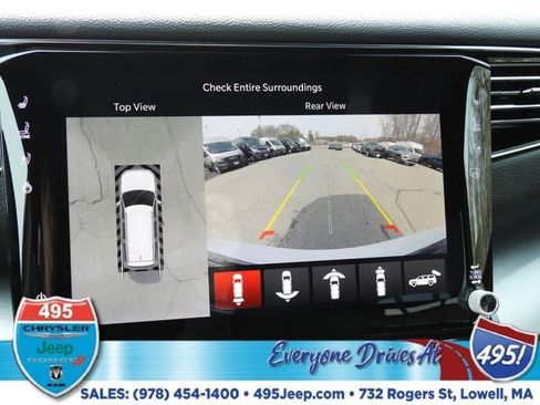 New 2026 Jeep Grand Wagoneer Limited w/ Convenience Group I AWD/4WD image 39