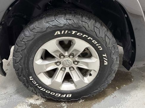 Used 2020 RAM 1500 Laramie image 10