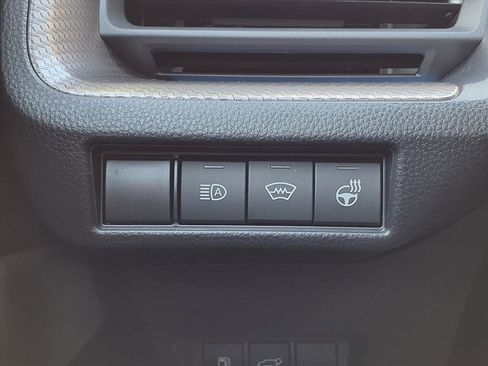 Used 2025 Toyota Prius Limited image 19