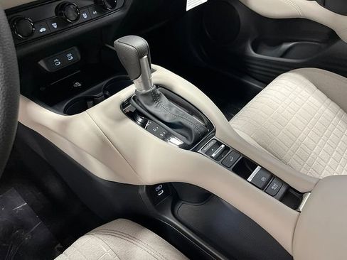 New 2027 Honda HR-V LX image 15
