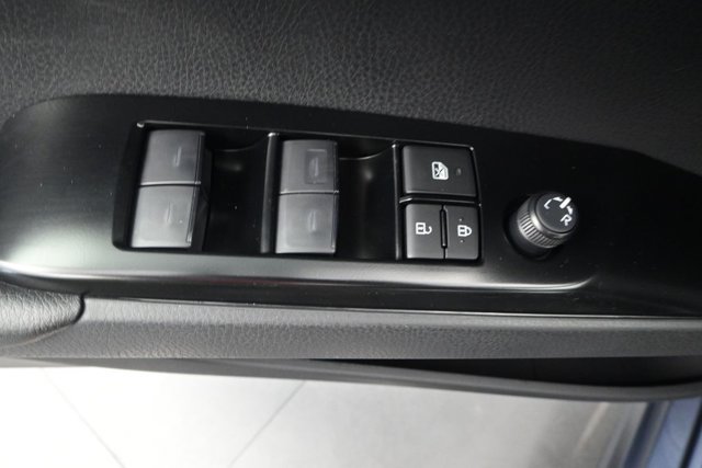 New 2026 Toyota Camry SE FWD image 11