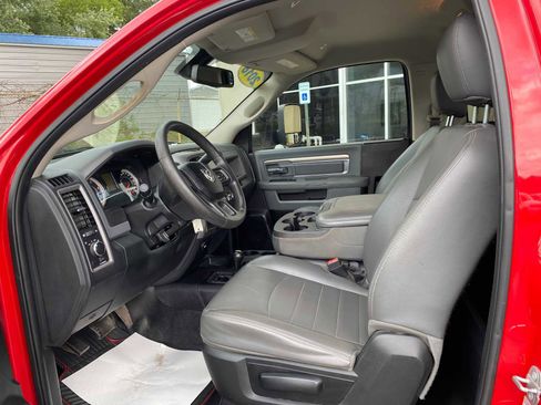 Used 2018 RAM 3500 Tradesman w/ Power & Remote Entry Group AWD/4WD image 9