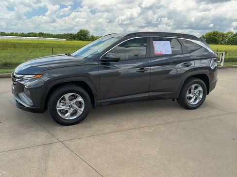 Used 2023 Hyundai Tucson SEL image 4