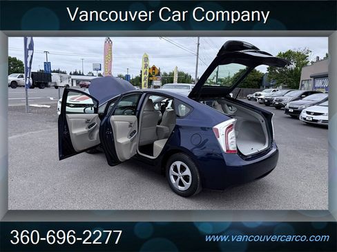 Used 2012 Toyota Prius Three w/ Solar Roof Pkg FWD image 32