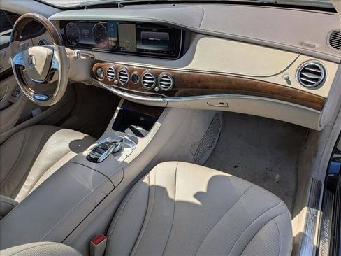Used 2015 Mercedes-Benz S 550 Sedan image 21