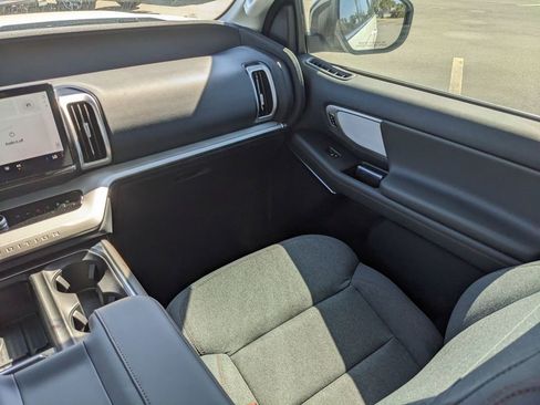 New 2025 Ford Expedition Max Active image 15