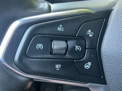 Used 2025 Chevrolet TrailBlazer ACTIV w/ Convenience Package AWD/4WD image 9