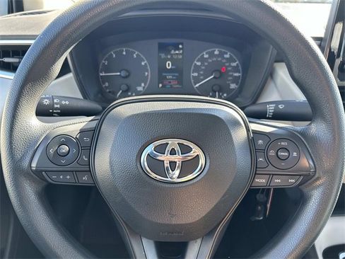 Used 2023 Toyota Corolla LE image 22