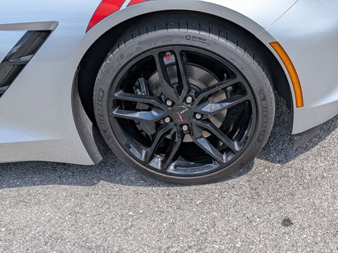 Used 2016 Chevrolet Corvette Stingray Coupe w/ Battery Protection Package RWD image 11