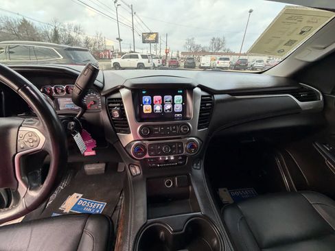 Used 2017 Chevrolet Tahoe LT image 22