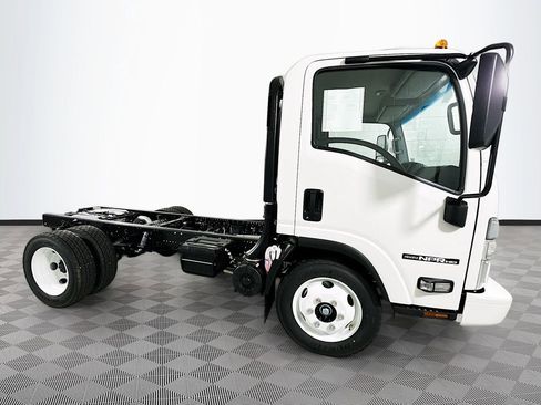 New 2026 Isuzu NPR RWD image 6