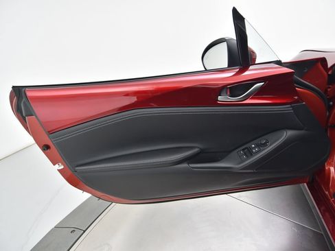New 2026 MAZDA MX-5 Miata Grand Touring w/ Weather Package RWD image 37