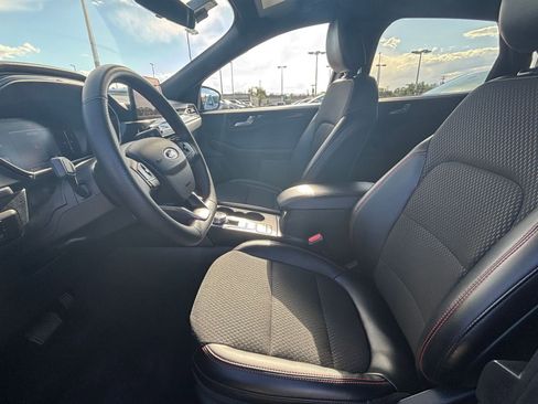 Used 2025 Ford Escape ST-Line AWD/4WD image 25