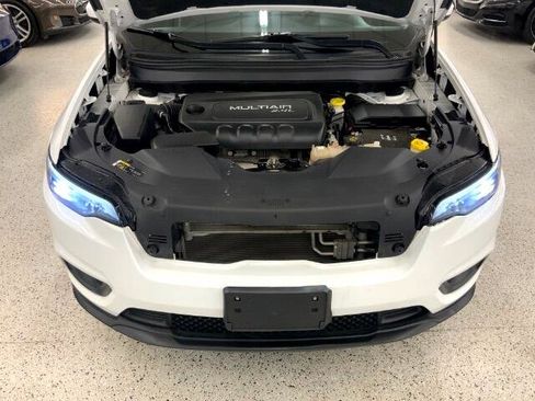 Used 2019 Jeep Cherokee Latitude Plus image 34