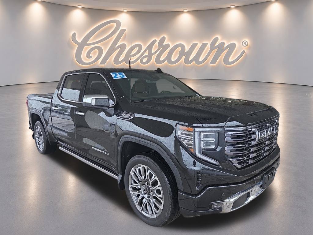 Used 2025 GMC Sierra 1500 Denali Ultimate AWD/4WD image 3