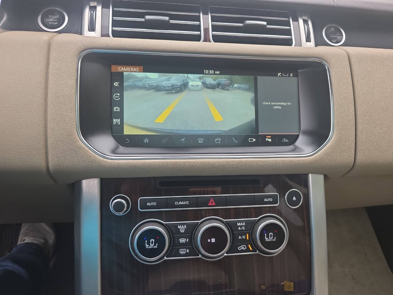 Used 2017 Land Rover Range Rover AWD/4WD image 9
