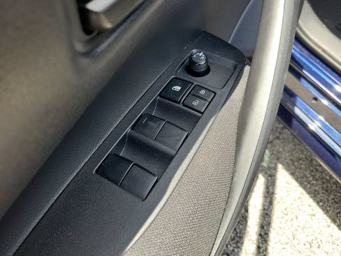 Used 2023 Toyota Corolla LE FWD image 14