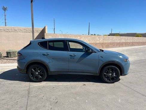 Used 2024 Dodge Hornet R/T Plus w/ Tech Pack Plus w/o Parking image 16