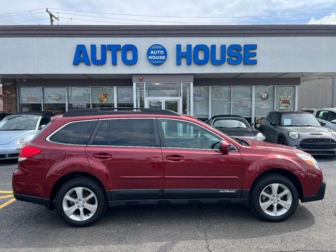 Used 2014 Subaru Outback 2.5i Limited AWD/4WD image 9