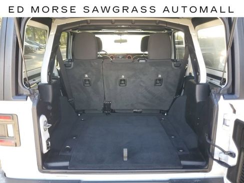 Used 2020 Jeep Wrangler Unlimited Sport image 9