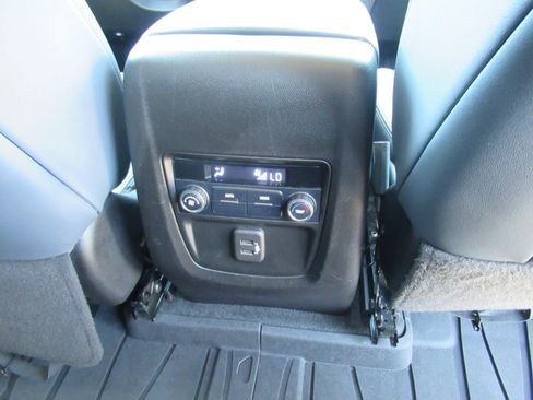 Used 2020 Buick Enclave Essence w/ Trailering Package, 5000 lbs. FWD image 28