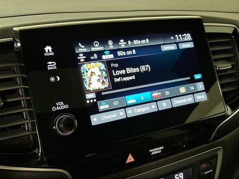 Used 2025 Honda Passport TrailSport image 4