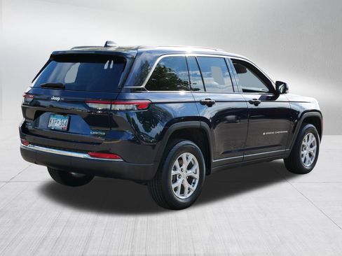 Used 2023 Jeep Grand Cherokee Limited AWD/4WD image 7