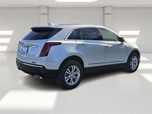 New 2026 Cadillac XT5 Luxury image 5