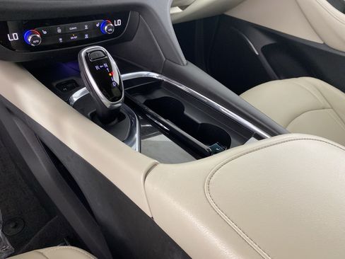 Used 2020 Buick Enclave Essence AWD/4WD image 29