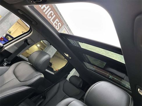 Certified 2022 Hyundai Santa Fe Limited image 15