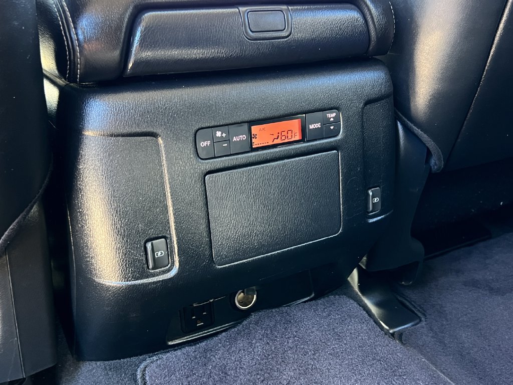 Used 2018 Nissan Armada SL w/ Moonroof Package RWD image 18
