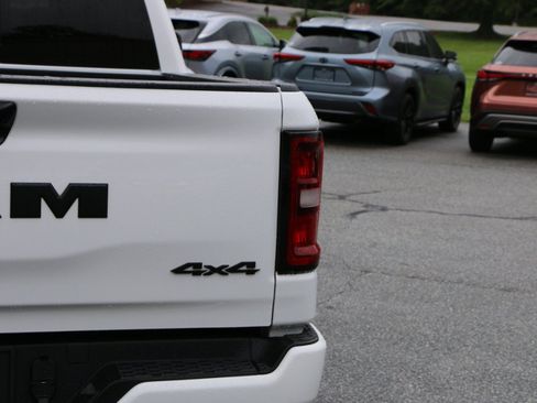 Used 2025 RAM 1500 Laramie w/ Night Edition AWD/4WD image 7